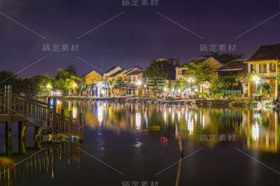 夜景会安古镇。