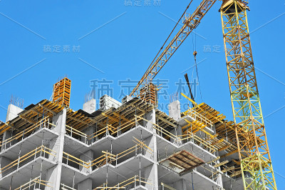 起重机及高层建筑工地