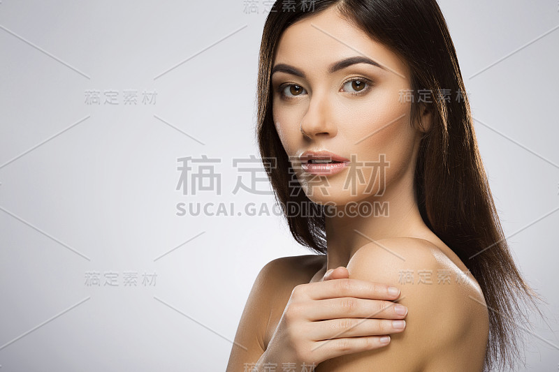 美丽的肖像模特与化妆