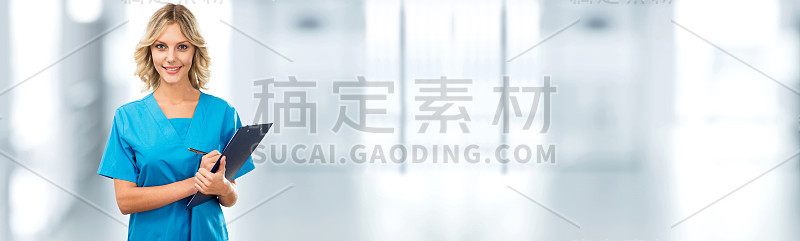 女医生肖像