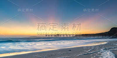 日出海景和海沫