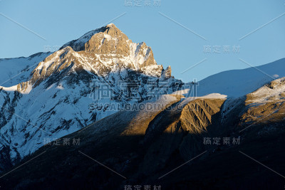 庇里牛斯山