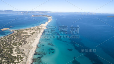 上面是伊莱塔斯，福门特拉，后面是伊比沙
