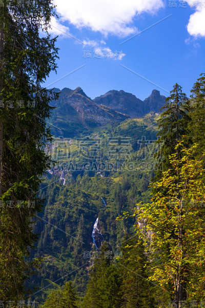 山