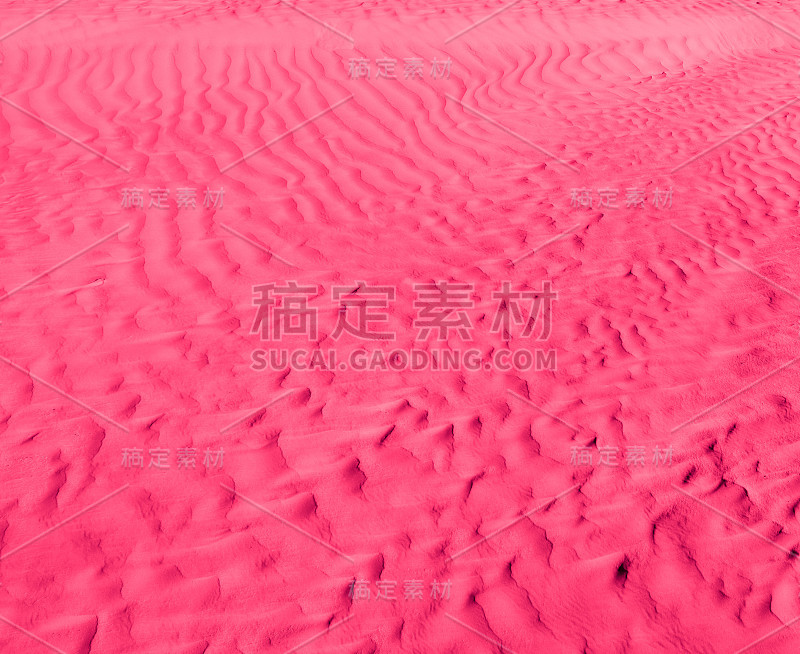 紫红色的颜色。沙漠。壁纸，背景和纹理