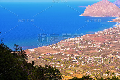 从爱丽丝那里看到的全景