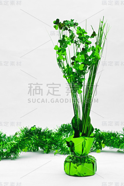装饰三叶草站