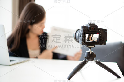 在线学习的概念。