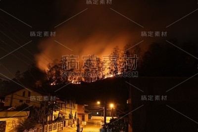 森林大火