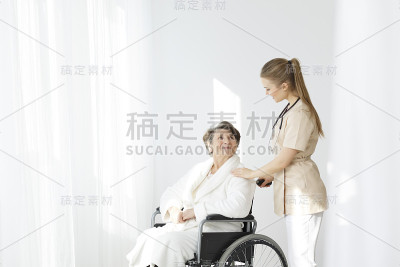高级的长袍