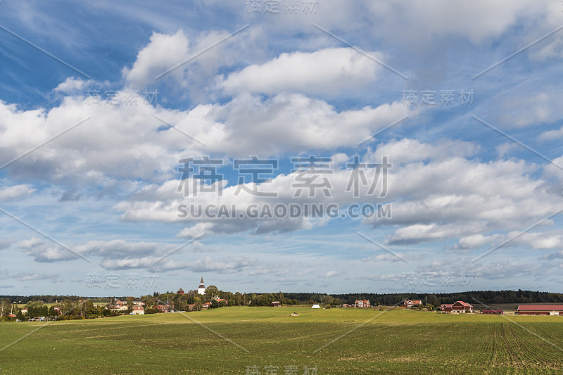 远处是乡村风光