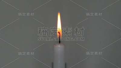 点燃蜡烛，点亮圣诞彩灯