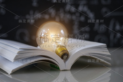 教育理念，教育与灯泡理念。