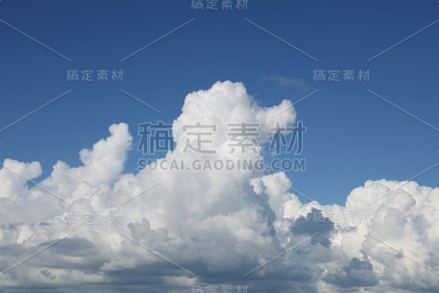 云在天空