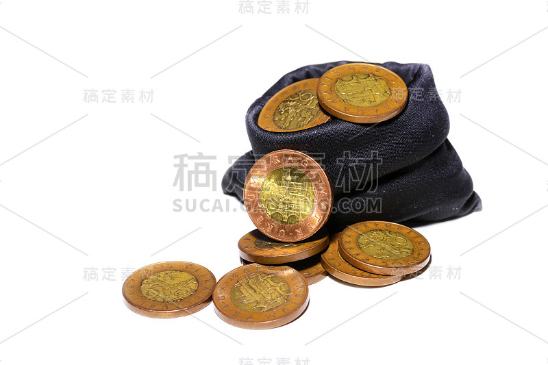捷克金币，黑色袋子，白色背景