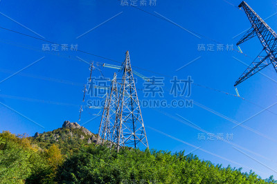 高电压。大功率电杆