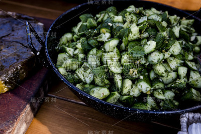 各种美味的素食食物准备和服务。只有健康的成分。