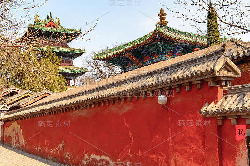 在正宗少林寺(少林寺)的宝塔，一个禅宗佛教寺庙。联合国教科文组织世界遗产