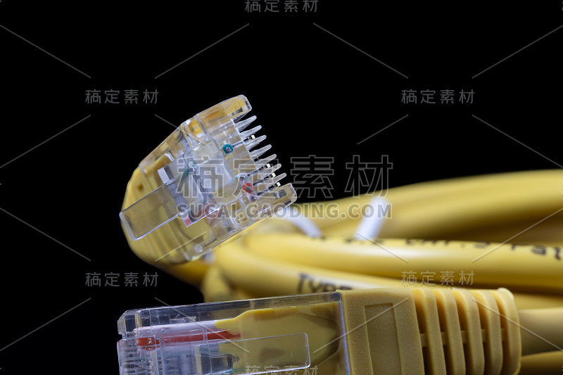 网线RJ45连接器。