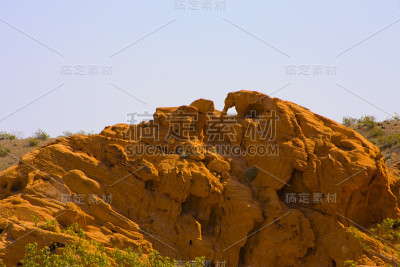 沙漠形成-红岩