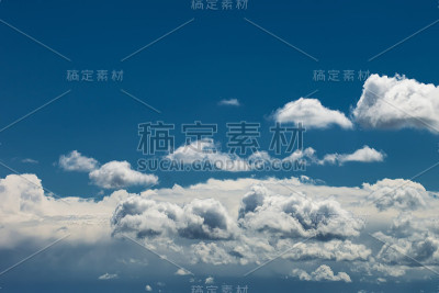 蓝天白云