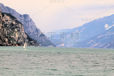 湖