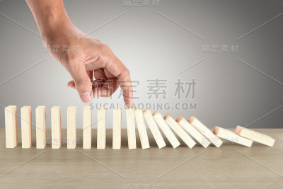 手停多米诺概念