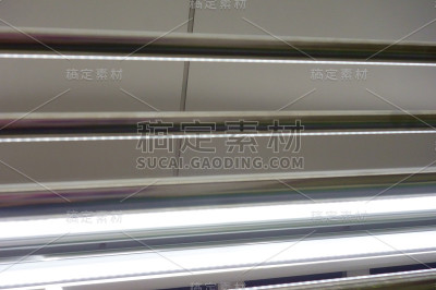 汽车内饰图案接近天花板