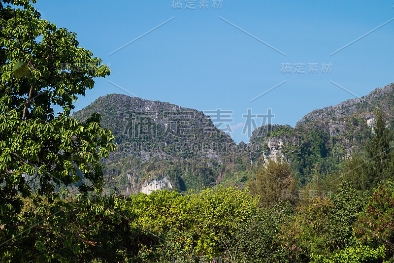 高山蓝天