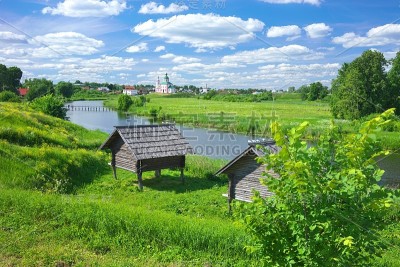 苏兹达尔的夏季景观