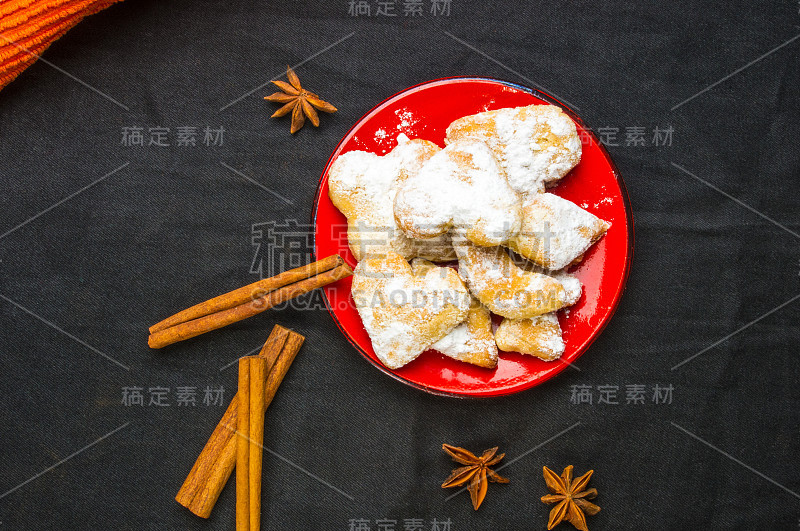 自制的糖粉饼干
