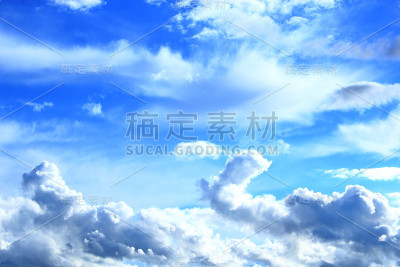 蓝天上的白云