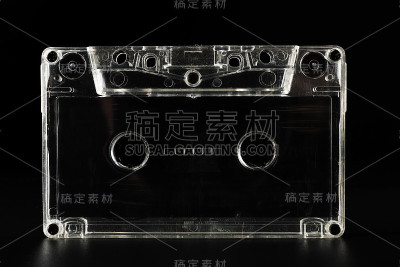 黑色背景上的录音带
