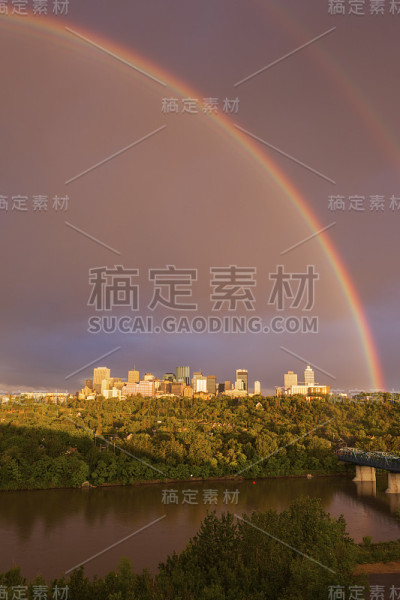 彩虹在埃德蒙顿