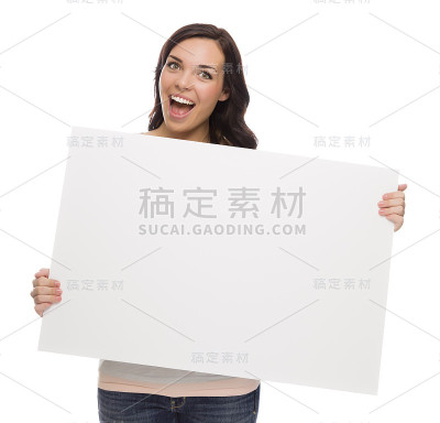 美丽的混血女性持有空白标志上的白色