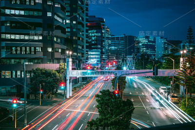 惠灵顿夜晚的灯光轨迹