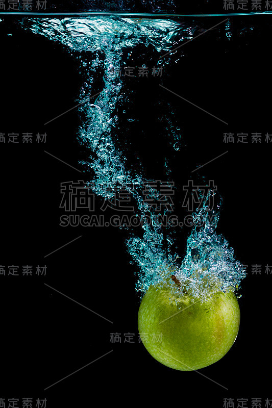 溅青苹果
