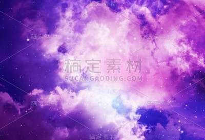 满天星星的夜空。
