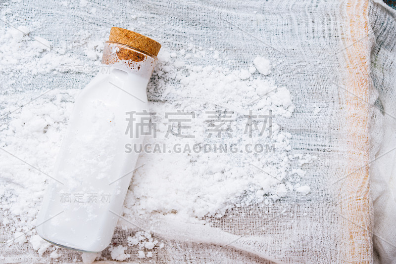 自制的椰奶。