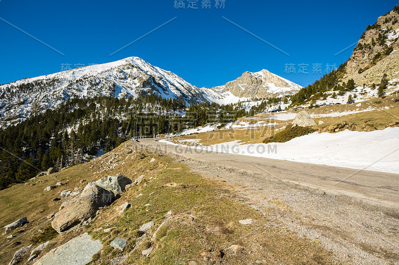 加泰罗尼亚的庇里牛斯山