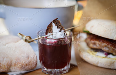 传统的塞尔维亚食物