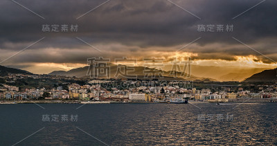 清晨美丽的阳光