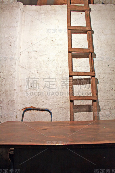 枯燥乏味的内部