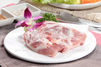 生猪肉或火腿