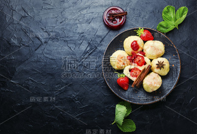 草莓馅饺子，捷克食品