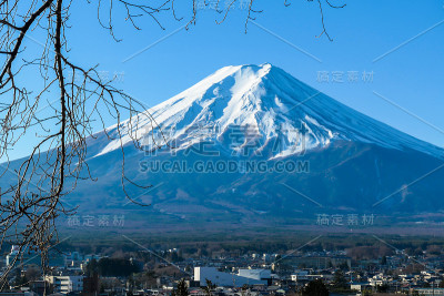 日本-远处的富士山