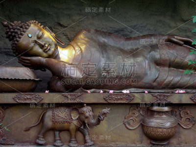 躺在佛祖