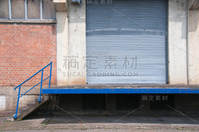 带有目标的加载坡道