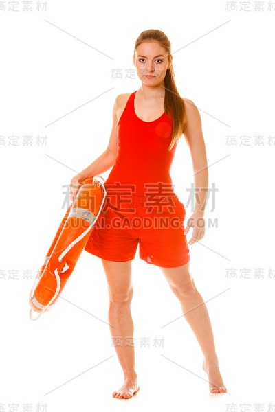 救生员带圈救生圈值班。