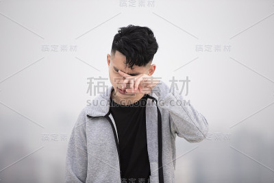 人的眼睛发痒